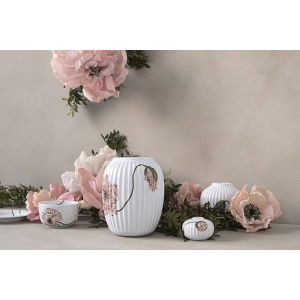 kaehler-hammershoei-poppy-vase-21-cm-white-with-deko-693019