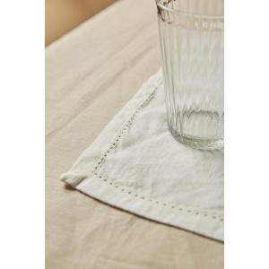 table-mat-aruba-white-3