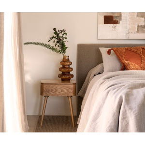 mesitas-de-noche-diseno-nordico-marron-madera-2