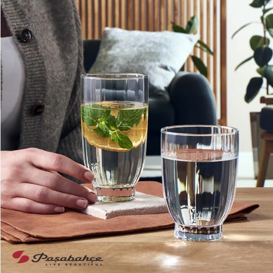 Amore Water 320Ml H:11 D:7,9Cm P/1200 Gb6.Ob24 6τμχ