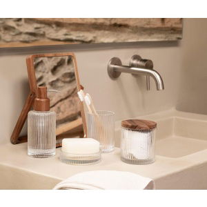 andrea-house-gyalino-bazo-mpanioy-acacia-glass-3