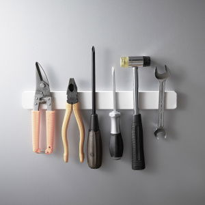 5201-TOWER-Magnetic-Knife-Holder-WH-04