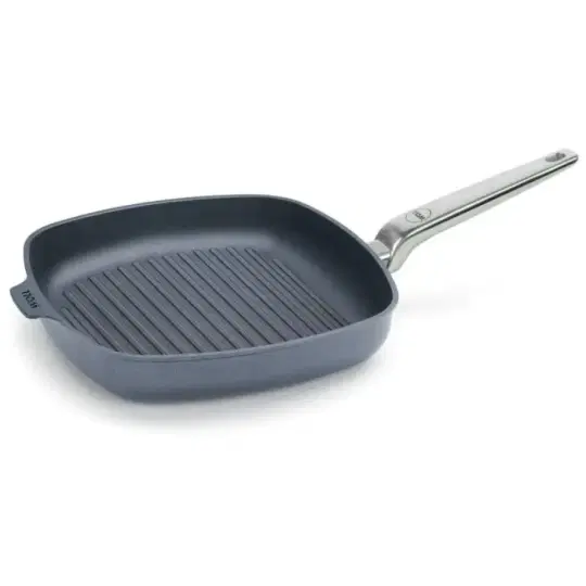 Γκριλιέρα αντικολλητική από χυτό αλουμίνιο με ανοξείδωτη λαβή τετράγωνη 28 x 28 εκατ. Diamond Lite Pro