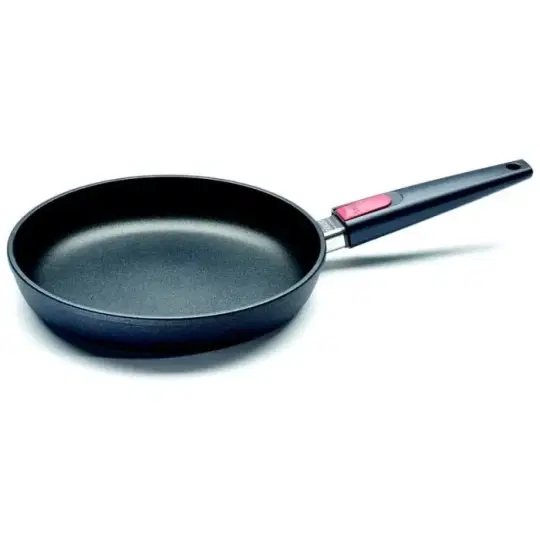 Τηγάνι αντικολλητικό από χυτό αλουμίνιο με αποσπώμενη λαβή 26 εκατ. Titanium Nowo