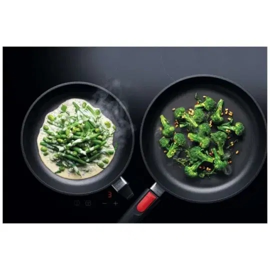 Τηγάνια αντικολλητικά από χυτό αλουμίνιο με αποσπώμενη λαβή 24 - 28 εκατ. σετ 2 τμχ. Titanium Nowo